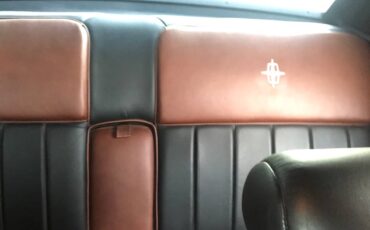 Lincoln-town-coupe-1973-black-7