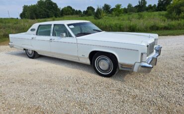 Lincoln-towncar-1976-23