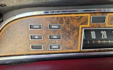 Lincoln-towncar-1976-8