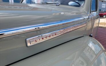 Lincoln-zephyr-1946-5