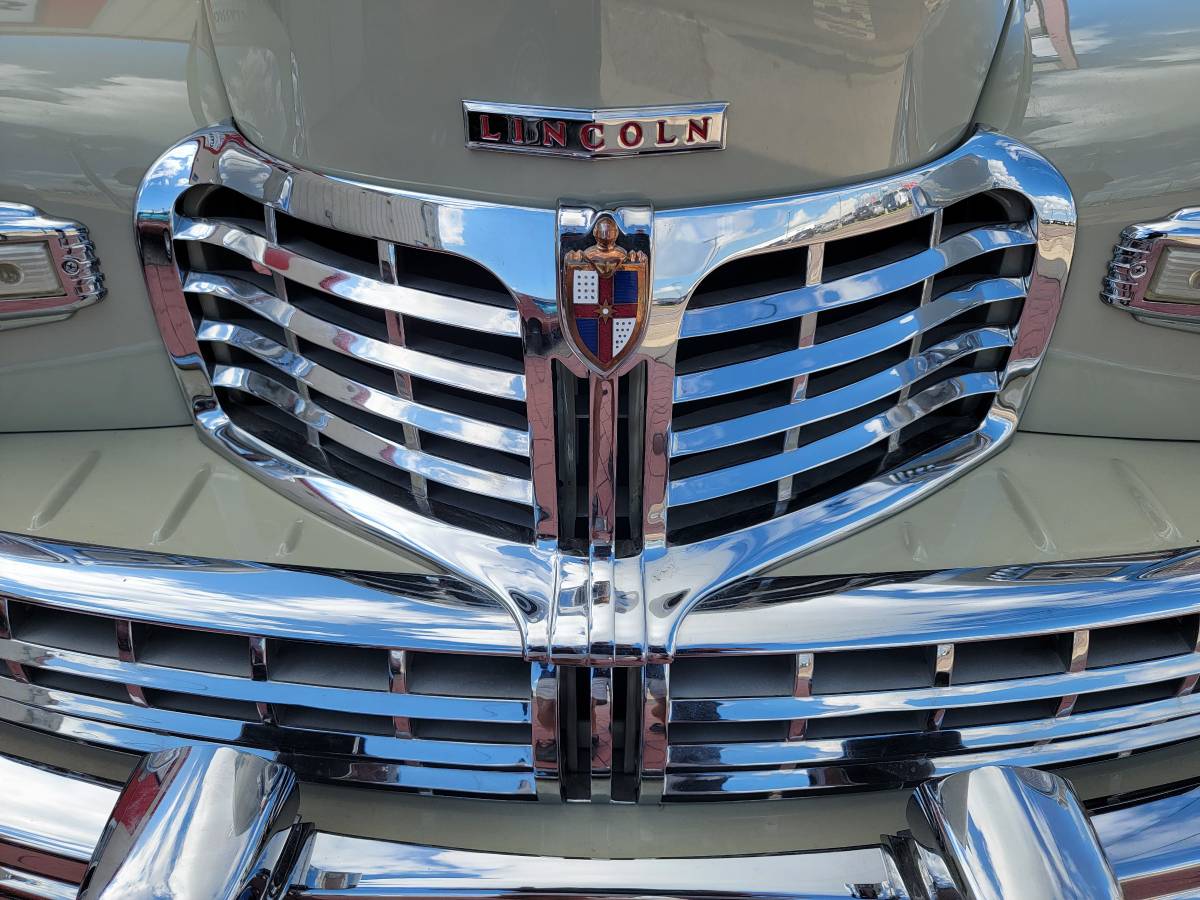 Lincoln-zephyr-1946-8