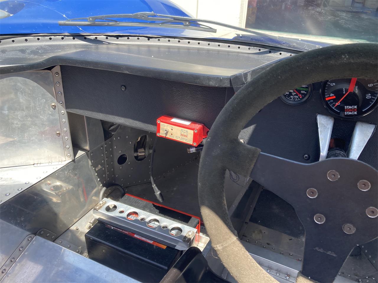 Lola-T-70-1967-Blue-Aluminium-14