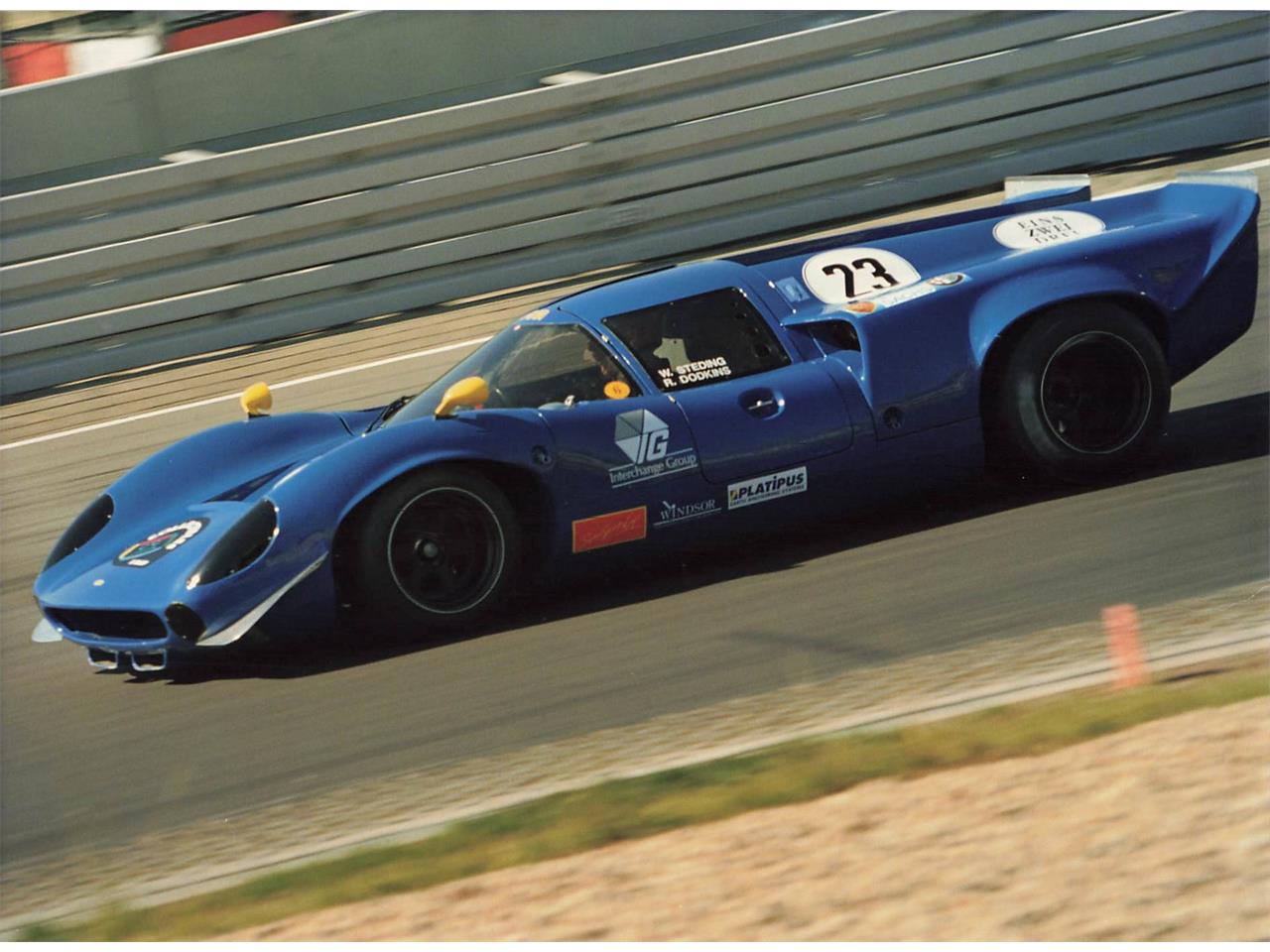 Lola-T-70-1967-Blue-Aluminium-50