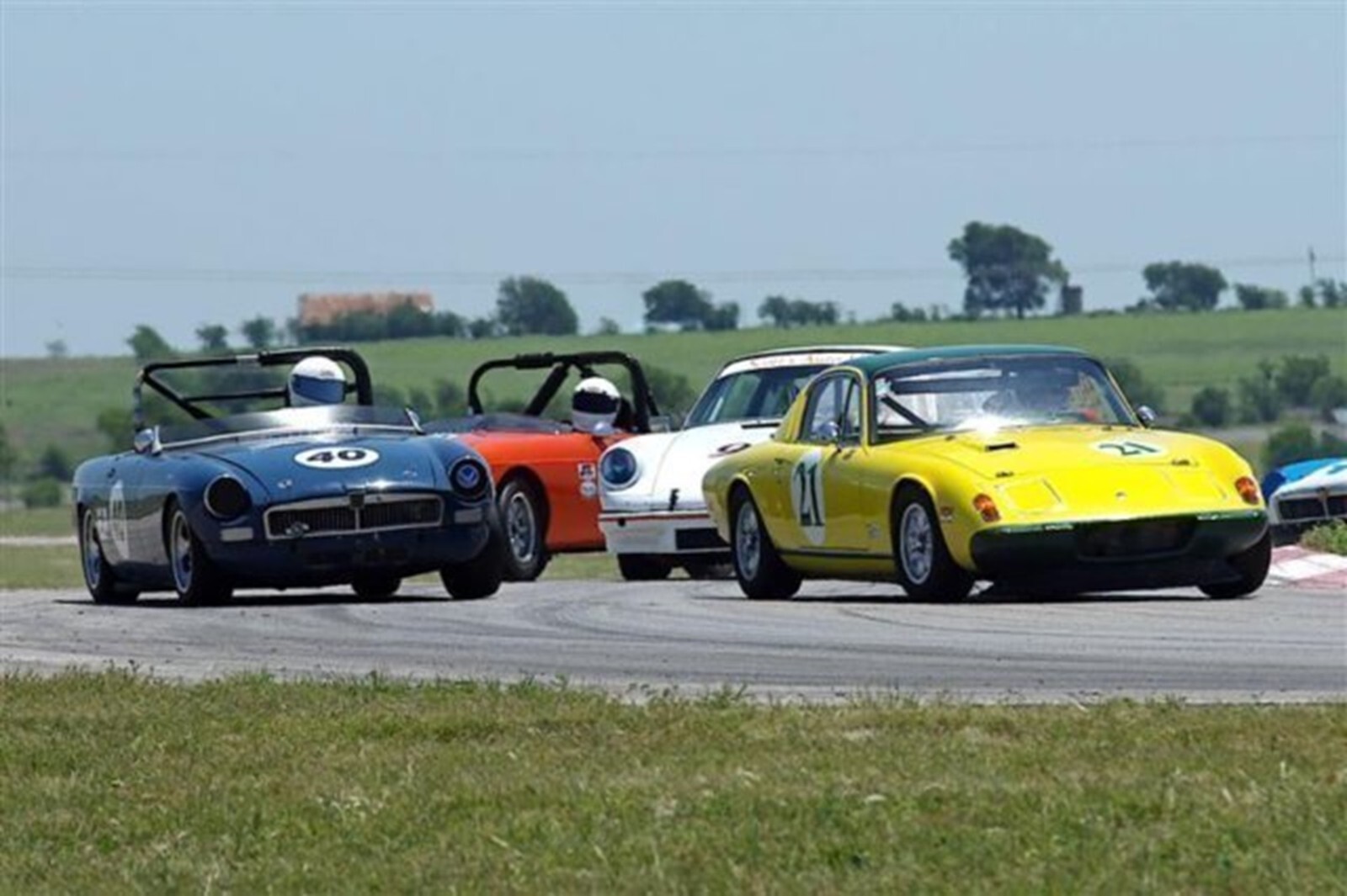 Lotus-Elan-1969-Coupe-2