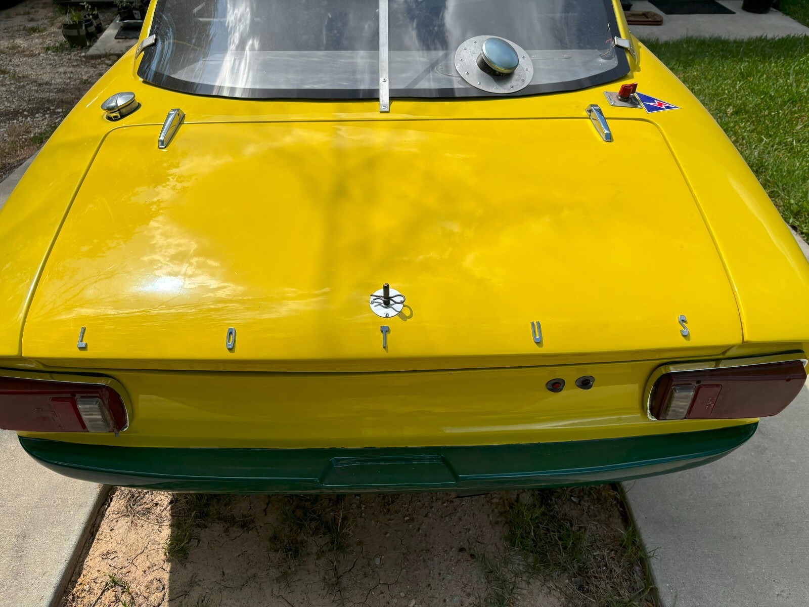 Lotus-Elan-1969-Coupe-9
