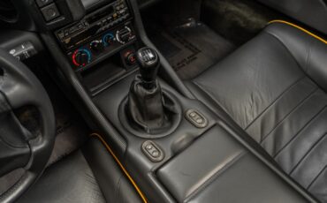 Lotus-Esprit-1995-2D-Coupe-15
