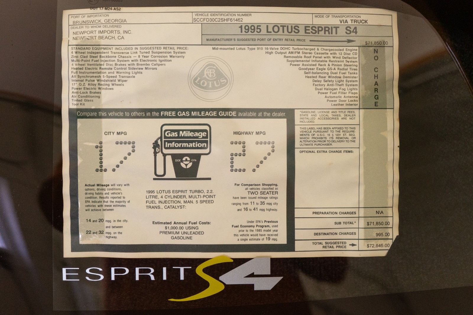 Lotus-Esprit-1995-2D-Coupe-23