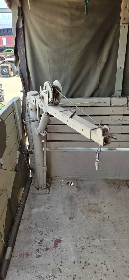 M35a2-diesel-1978-custom-7