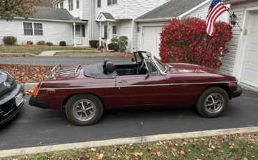 MG-B-1980-Convertible-2