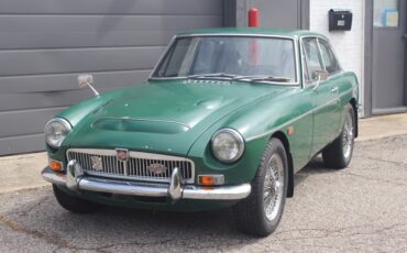 MG-CGT-1969-Coupe-7