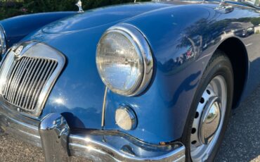MG-MGA-1959-Convertible-12