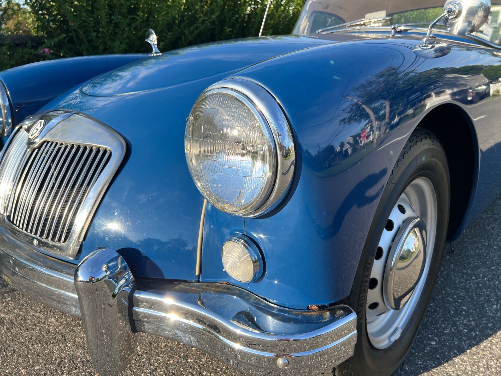 MG-MGA-1959-Convertible-12