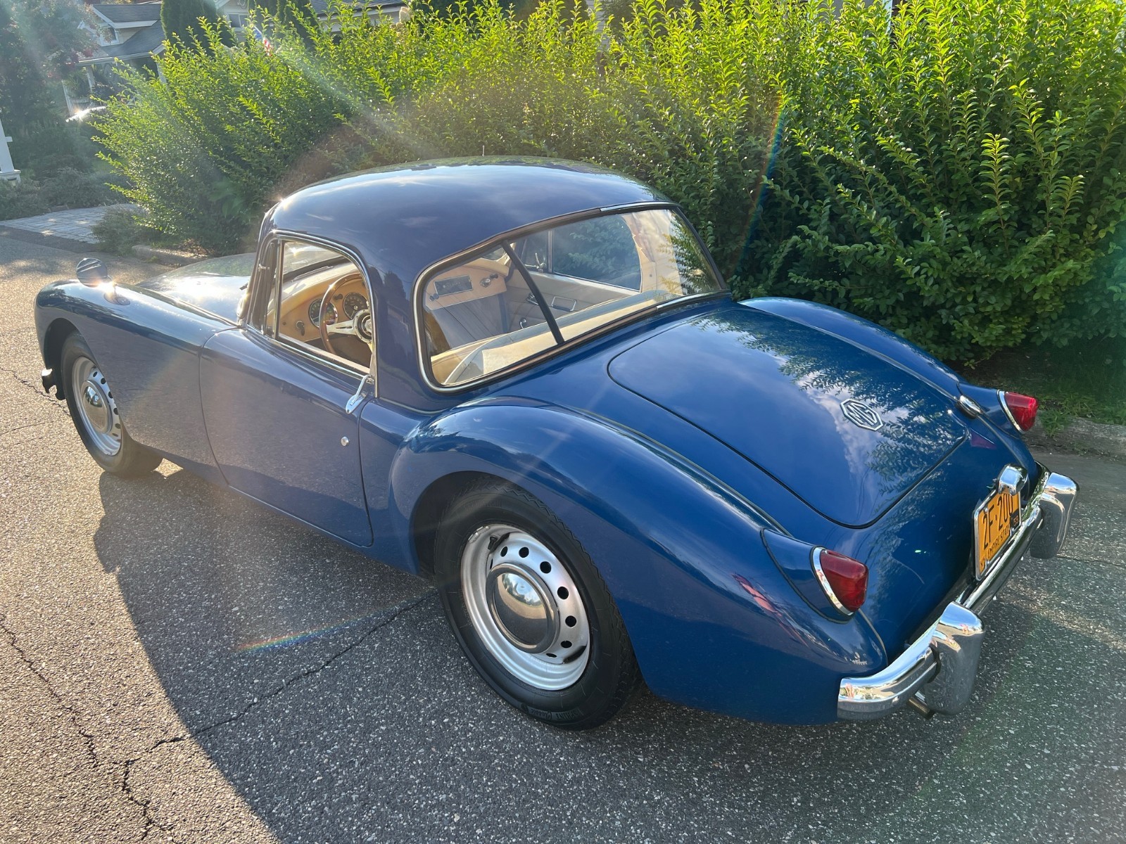 MG-MGA-1959-Convertible-3