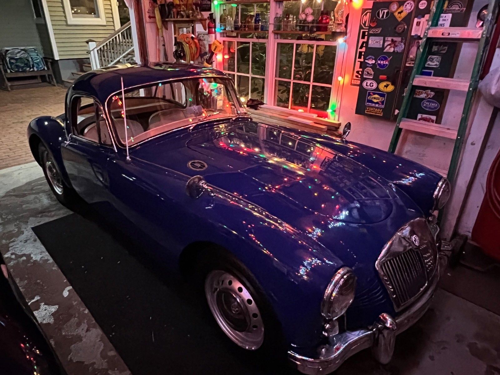 MG-MGA-1959-Convertible-39