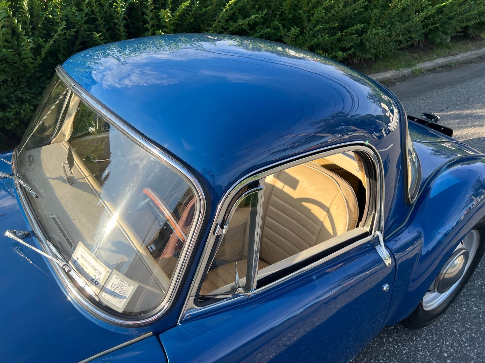 MG-MGA-1959-Convertible-4