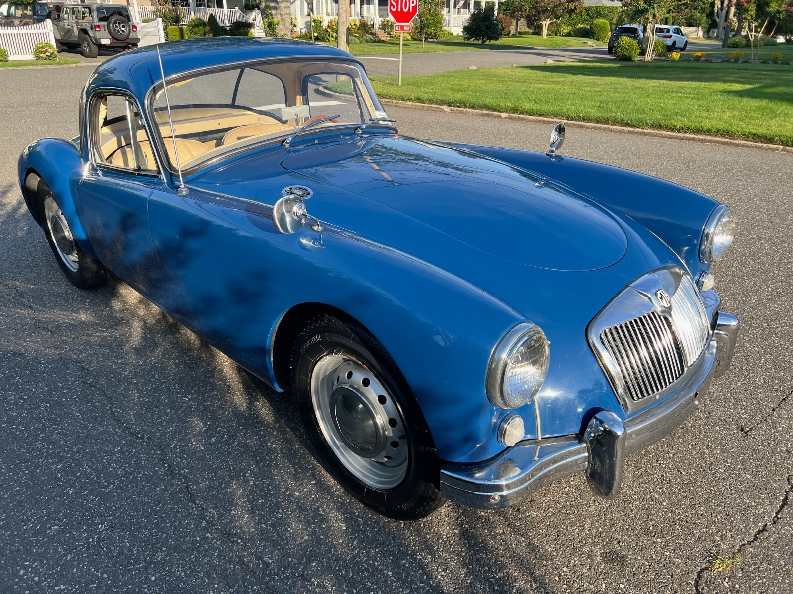 MG-MGA-1959-Convertible-8