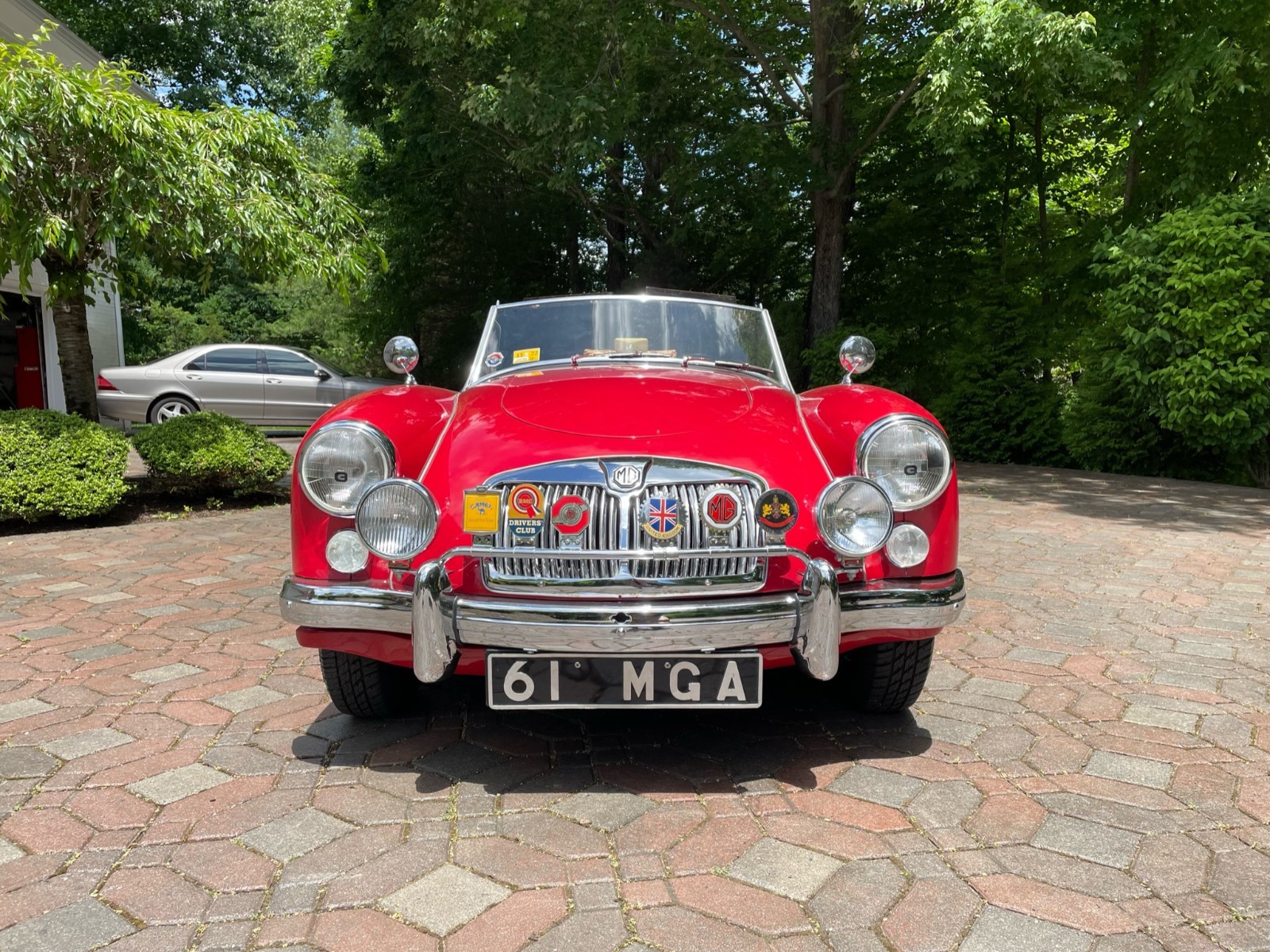 MG-MGA-1961-Convertible-2