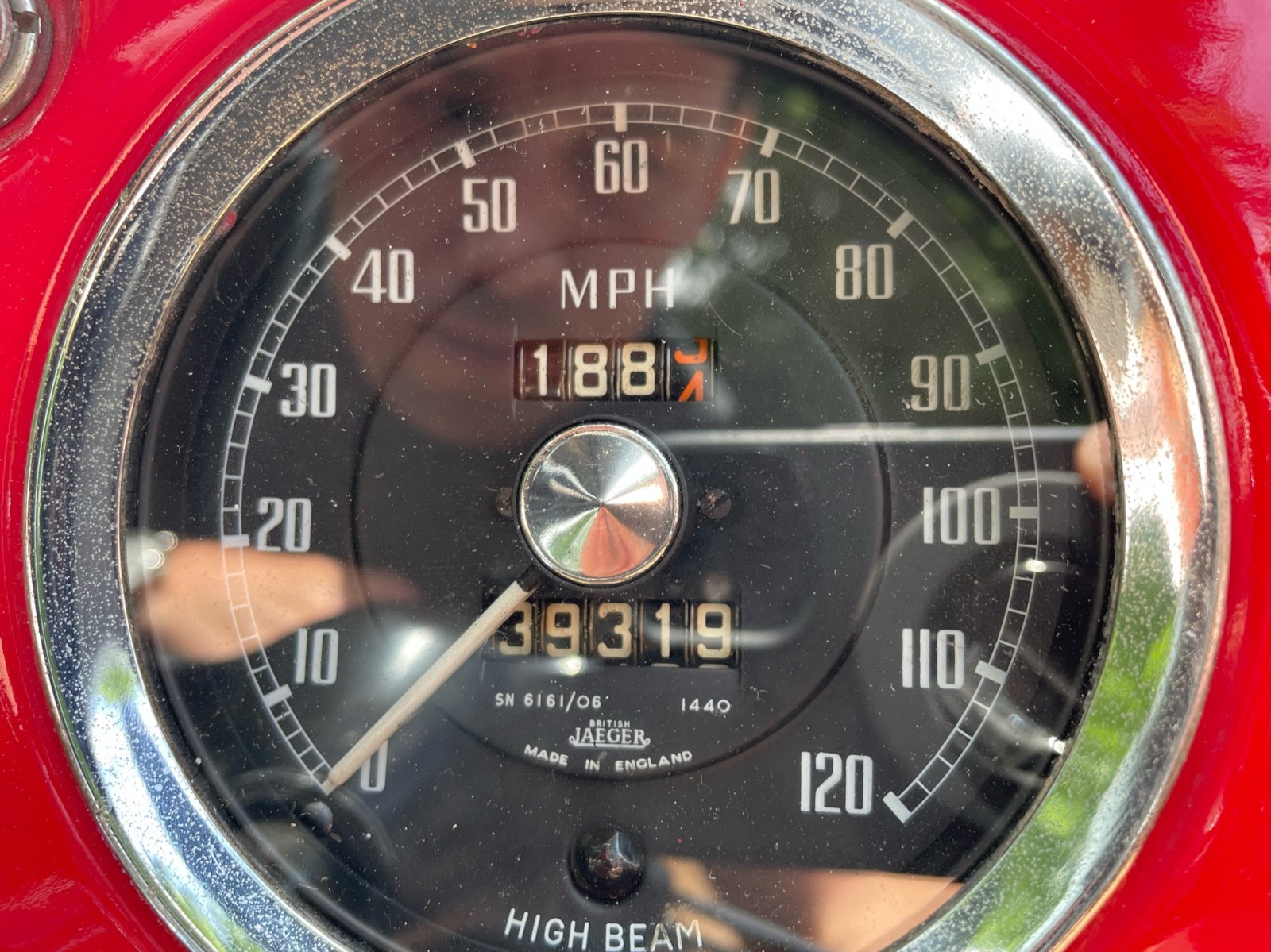 MG-MGA-1961-Convertible-22