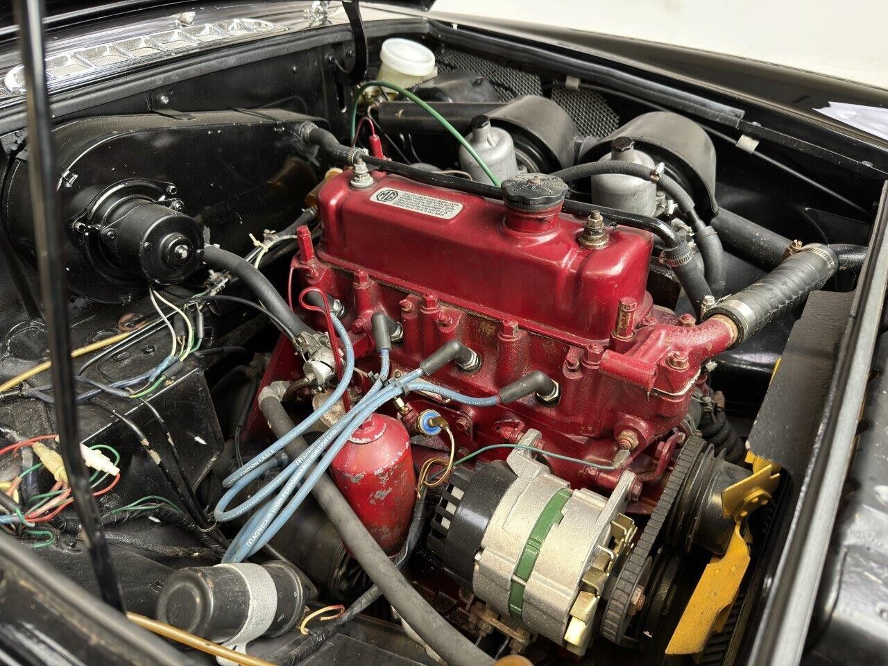 MG-MGB-1969-Convertible-28