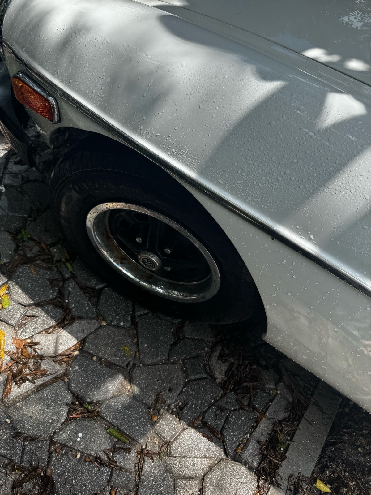 MG-MGB-1970-11