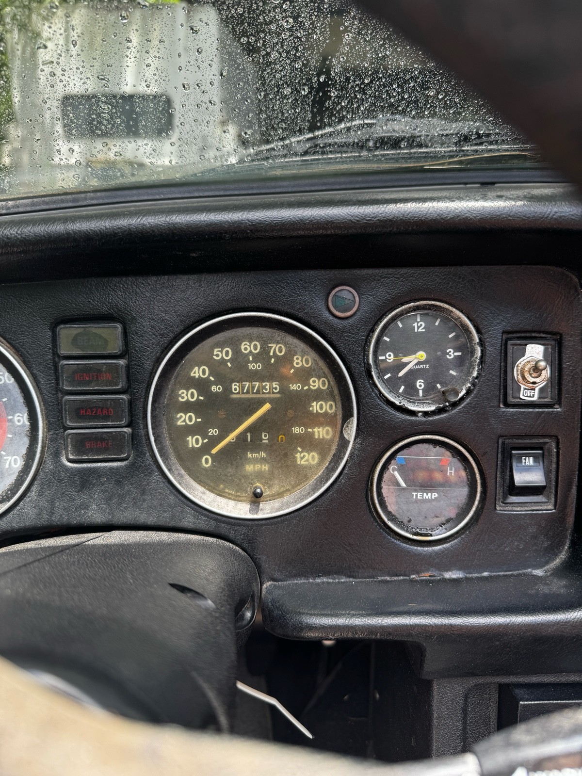 MG-MGB-1970-15