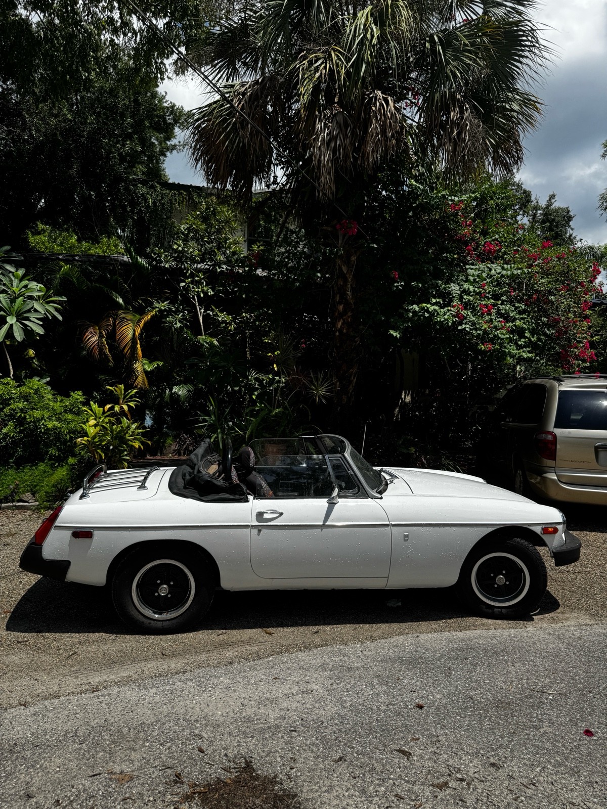 MG-MGB-1970-9