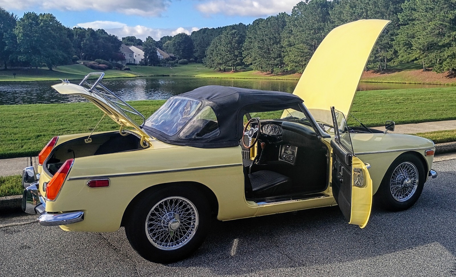 MG-MGB-1970-Convertible-9