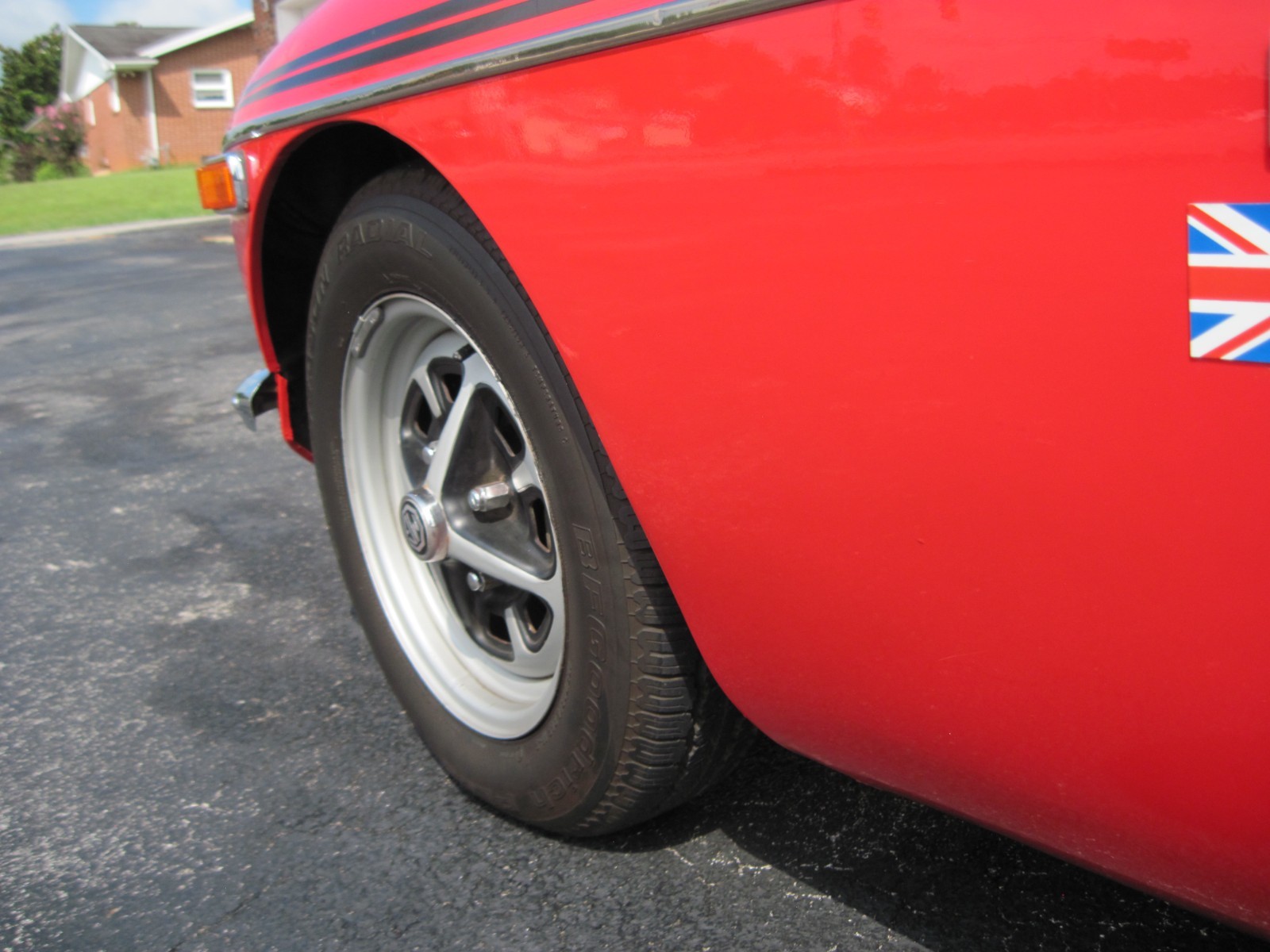 MG-MGB-1972-Convertible-16