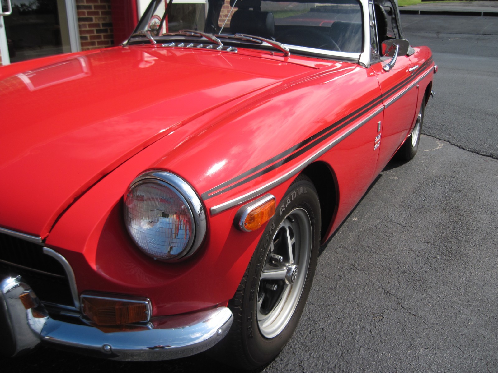 MG-MGB-1972-Convertible-17