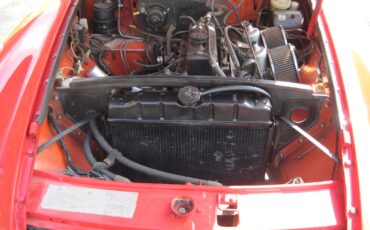 MG-MGB-1972-Convertible-18
