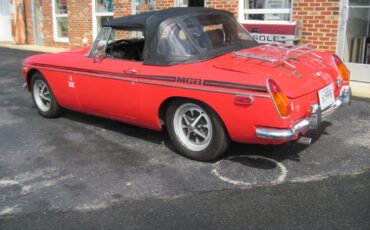 MG-MGB-1972-Convertible-2