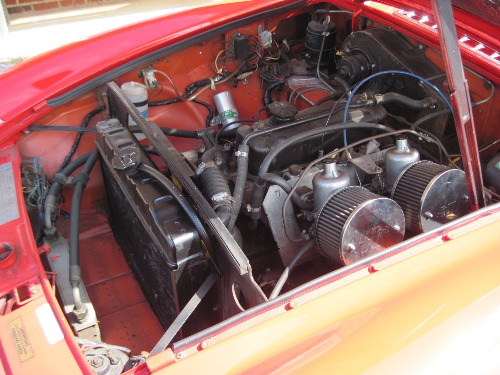 MG-MGB-1972-Convertible-20