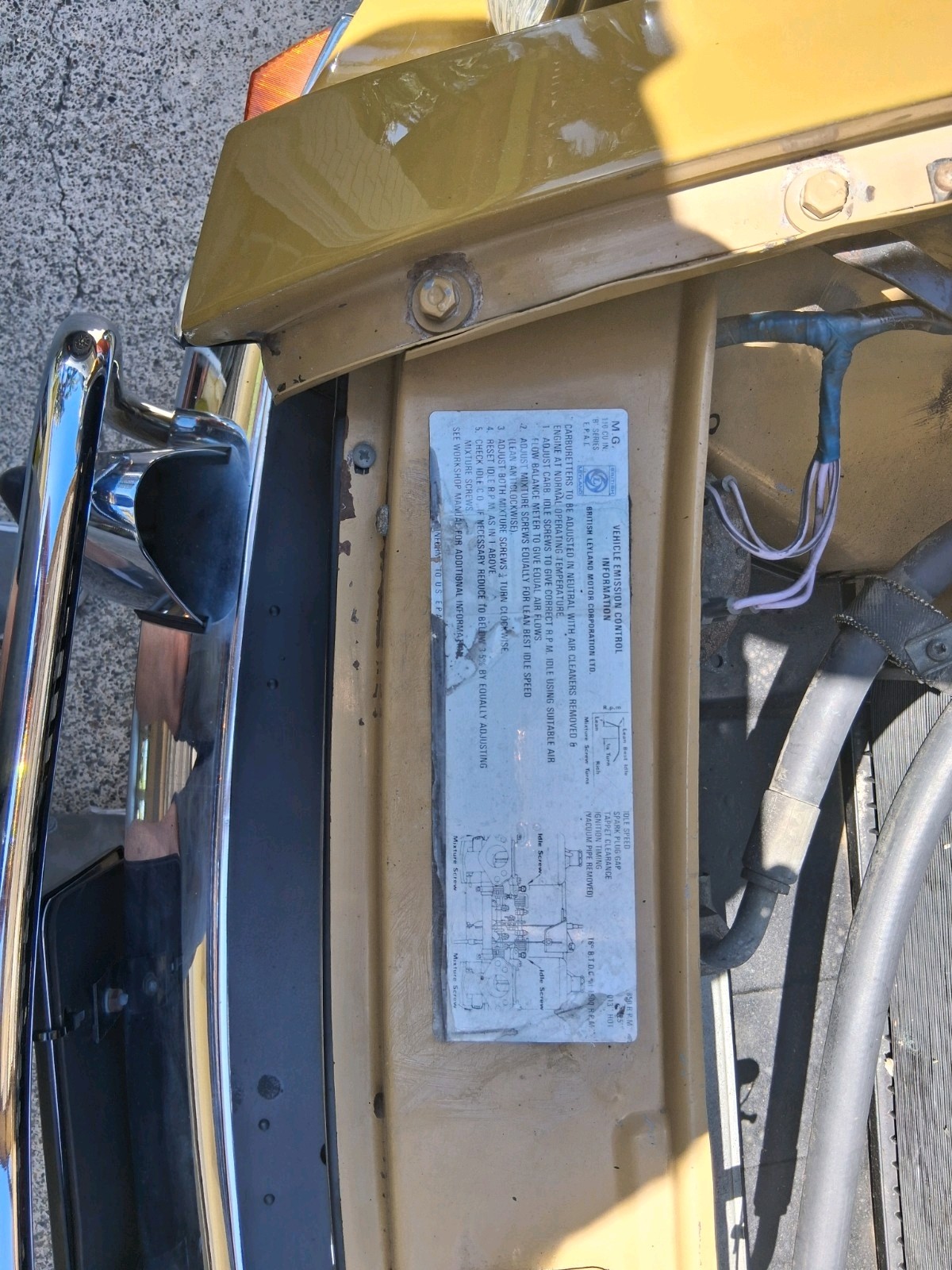 MG-MGB-1972-Convertible-22