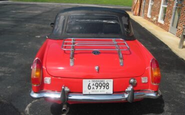 MG-MGB-1972-Convertible-3