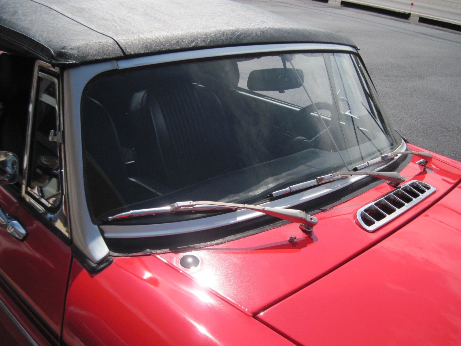 MG-MGB-1972-Convertible-8