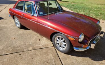 MG-MGB-1974-Coupe-1