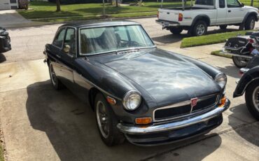 MG-MGB-1974-Coupe-14