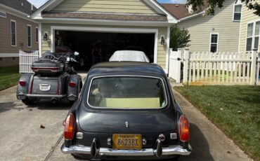 MG-MGB-1974-Coupe-20