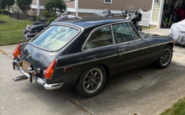 MG-MGB-1974-Coupe-23