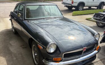 MG-MGB-1974-Coupe-25