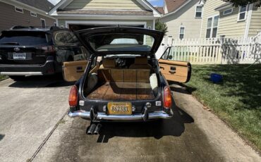 MG-MGB-1974-Coupe-5