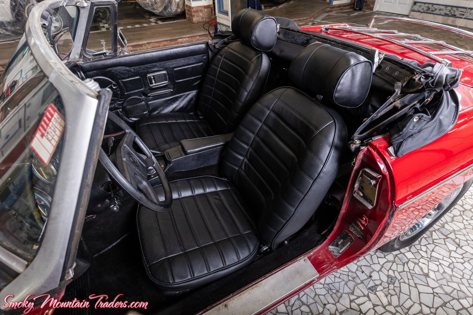 MG-MGB-1977-38