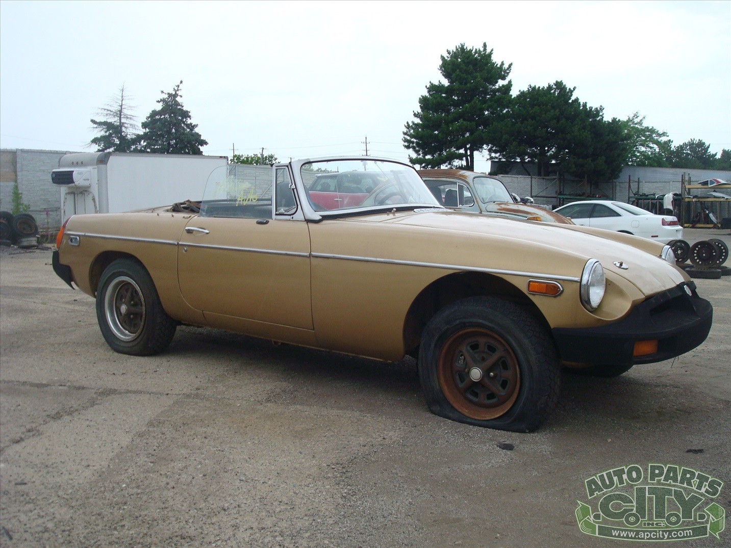 MG-MGB-1977-Convertible-1