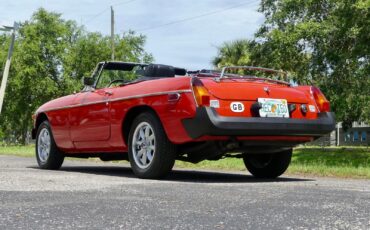 MG-MGB-1977-Convertible-15