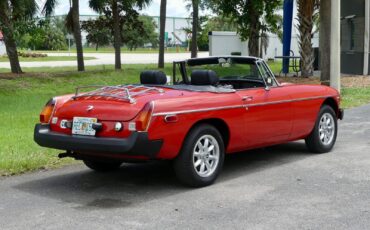 MG-MGB-1977-Convertible-19