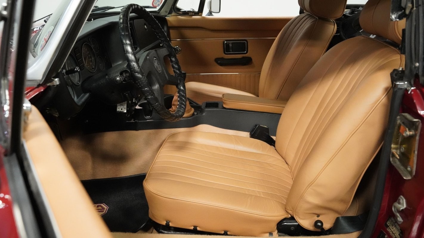 MG-MGB-1978-Convertible-32