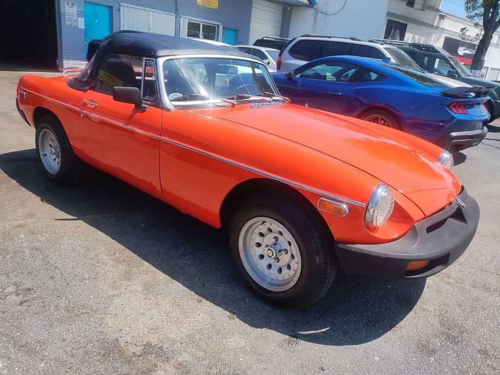 MG-MGB-1978-Convertible-6