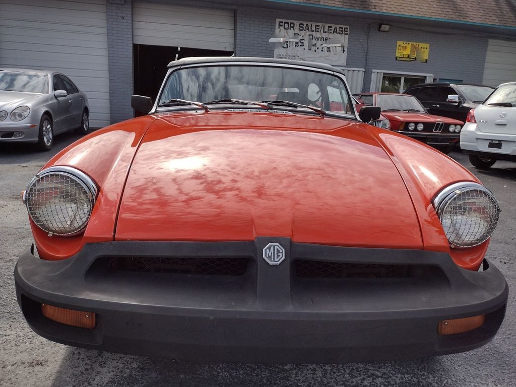 MG-MGB-1978-Convertible-8