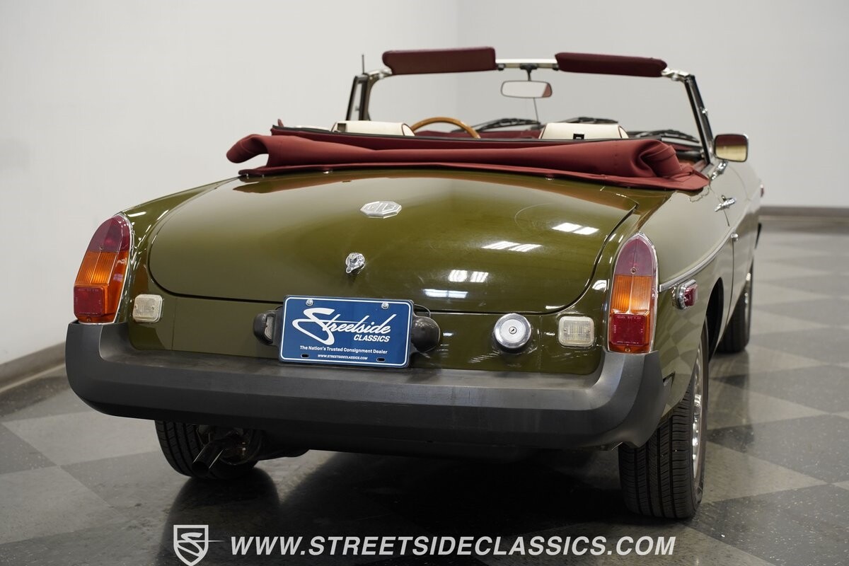 MG-MGB-1979-Convertible-11