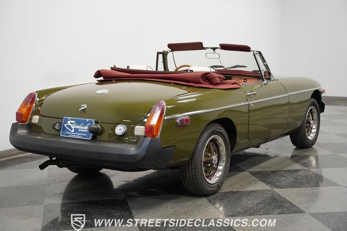 MG-MGB-1979-Convertible-12